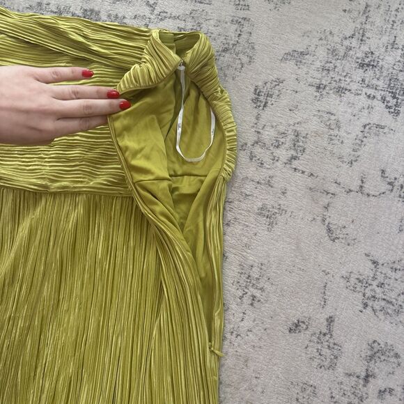 Lulus Poised Performance Olive Green Plisse One-Shoulder Maxi Dress Size Large - Picture 8 of 9